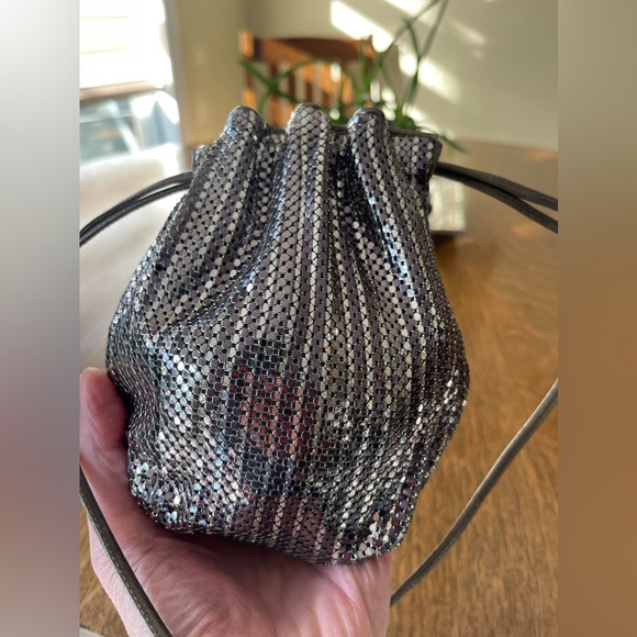 Whiting & Davis* see ⬇️ metal mesh bag. 7”x7” 4”x4” bottom. 38” leather shoulder - Picture 3 of 8